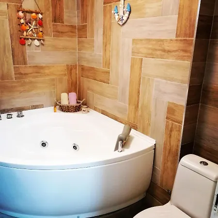 Marina Jacuzzi Free Parking Apartment *